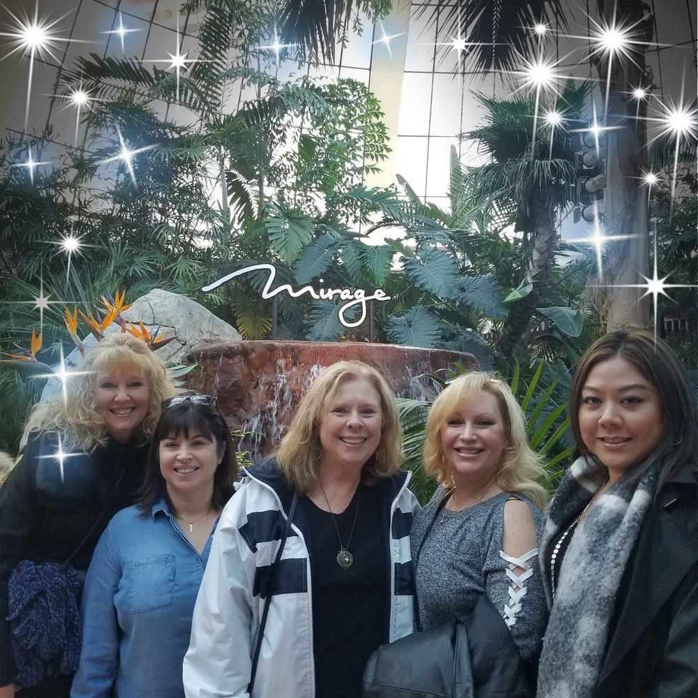 Meet your Posher, Sharon